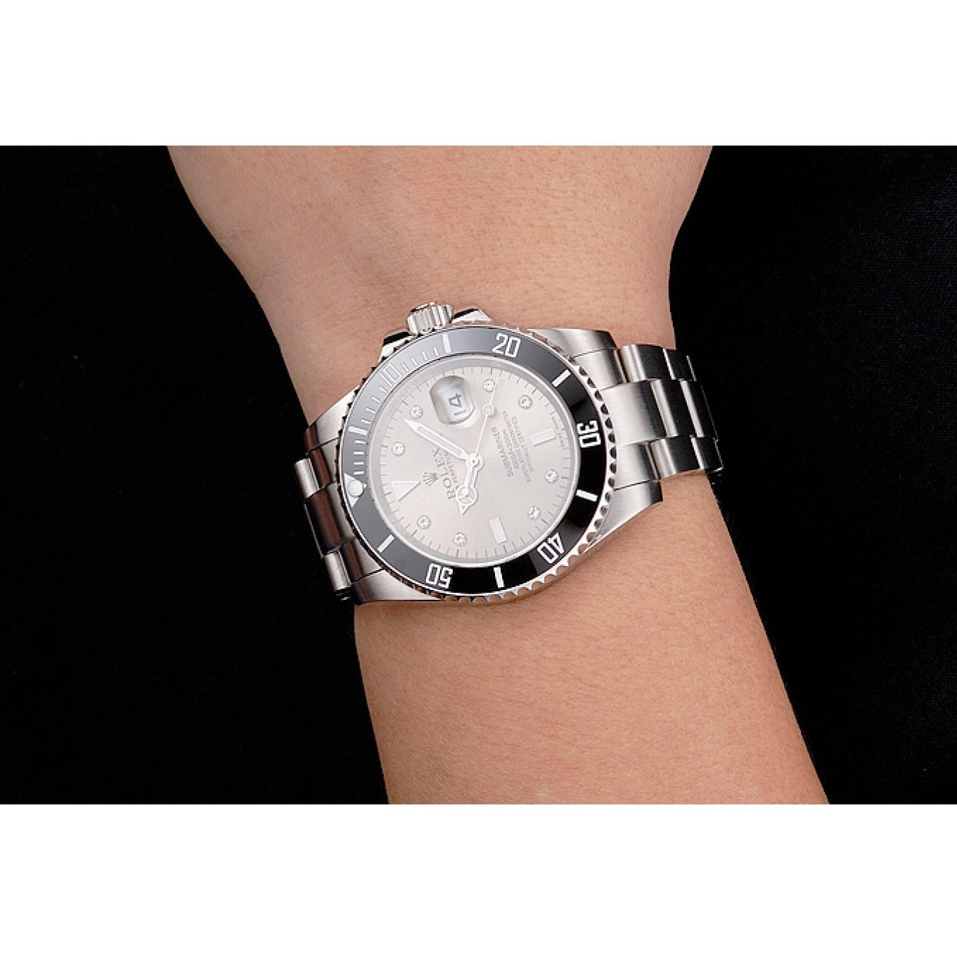 Aaa replica watch Stainless Diamond Swiss Silver Bezel Case Steel Rolex Markings Bracelet Submariner Black And Dial 0817